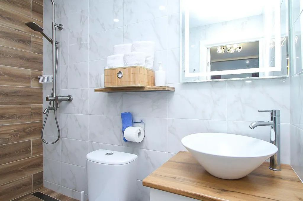 Студия с дизайнерским ремонтом