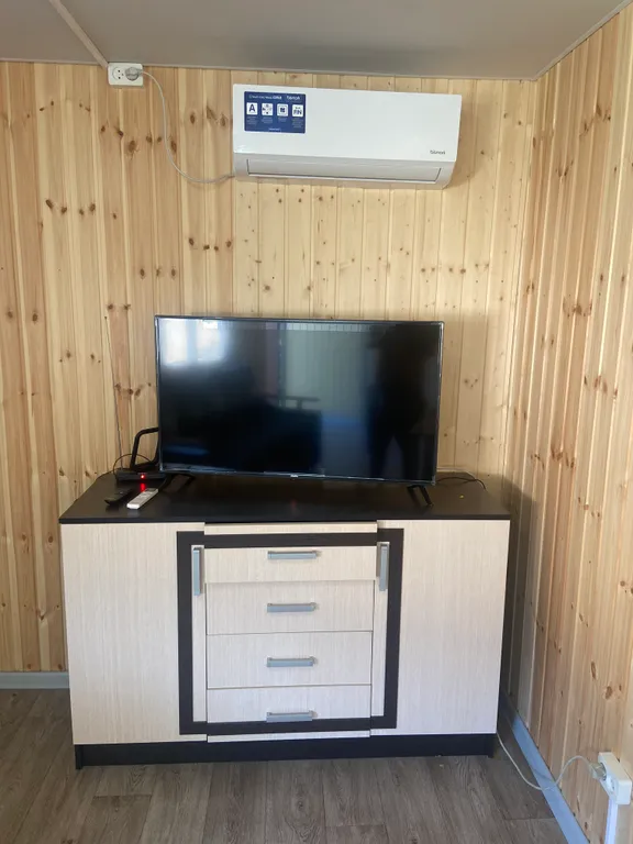 Дом на берегу реки