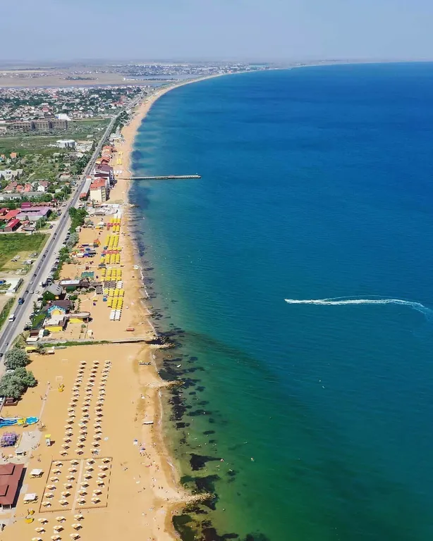 Дом на берегу Черного моря