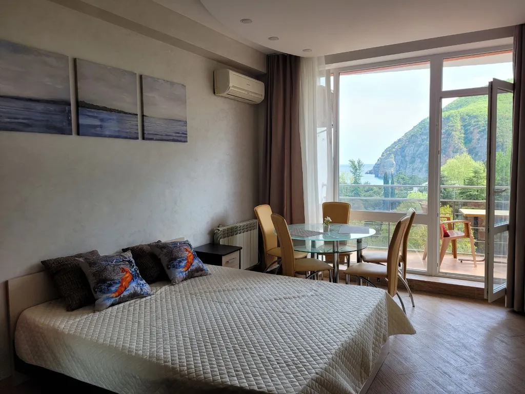 Уютный апартамент с видом на море