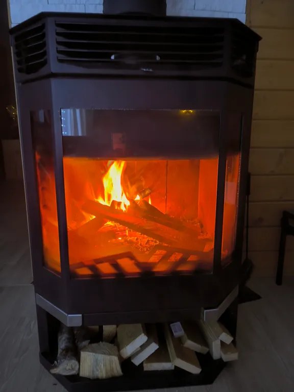 Уютный дом у залива