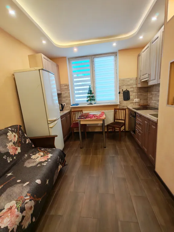 Квартира с кухней-гостиной рядом с озером Разлив