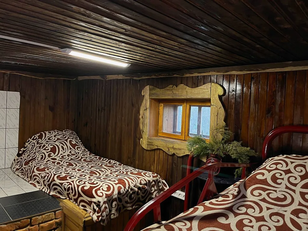 Уютный деревенский домик с русской баней возле берега озера