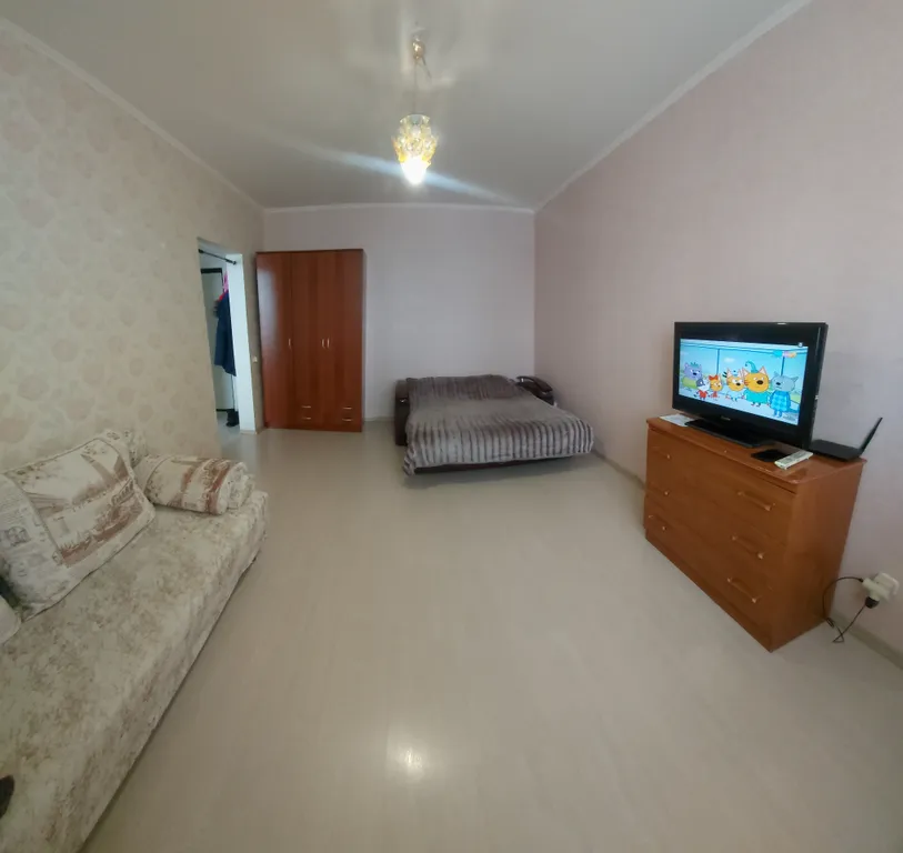 Однокомнатная квартира возле скк Оренбуржье