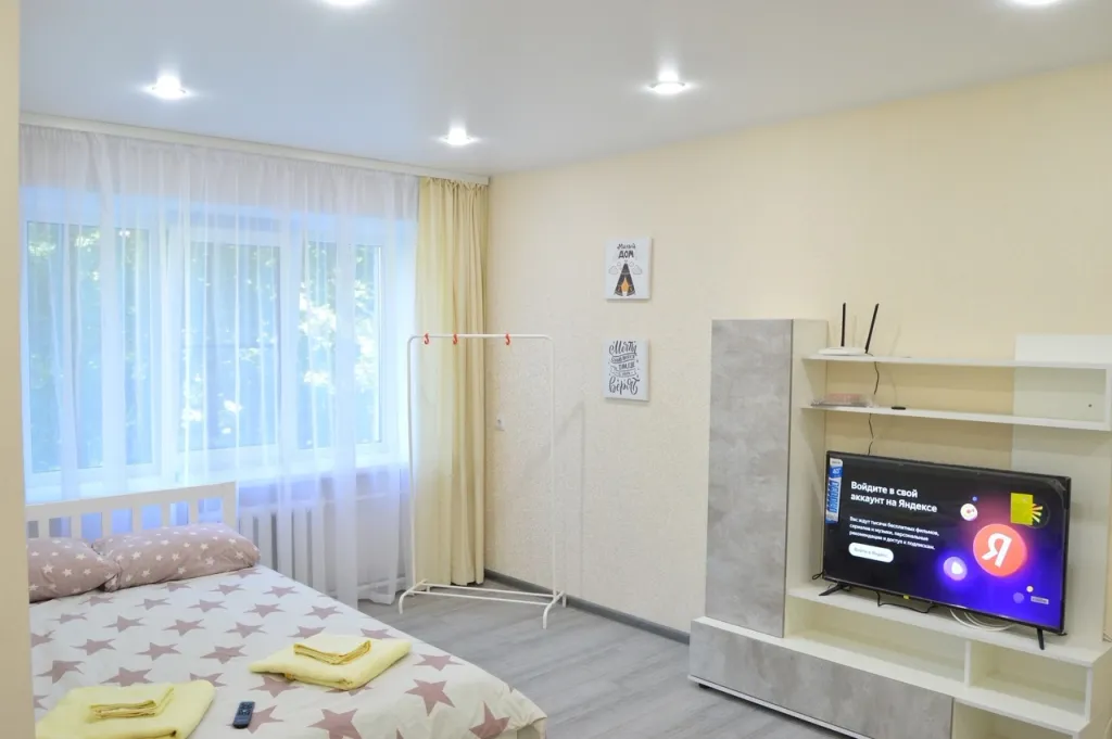 Уютная квартира в центре города с хорошей атмосферой — аренда посуточно в Псков