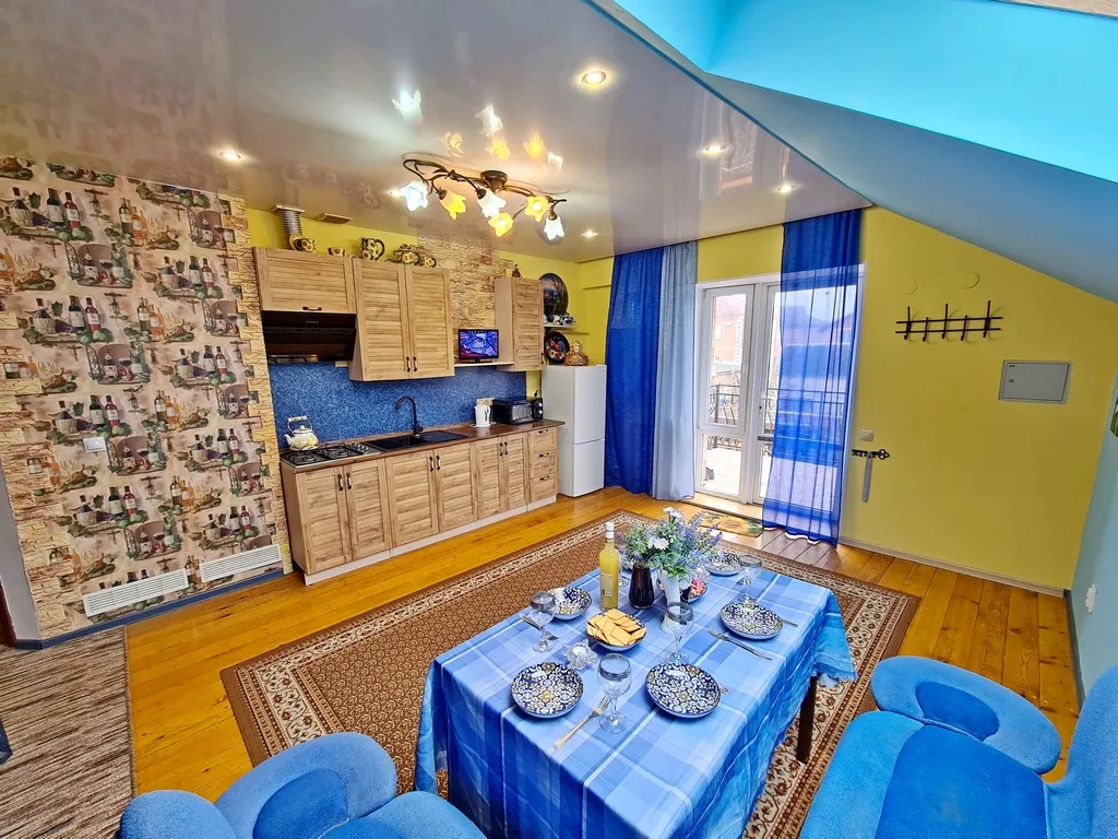 Коттедж у моря, детская площадка, бассейн,  костровая чаша, баттут.