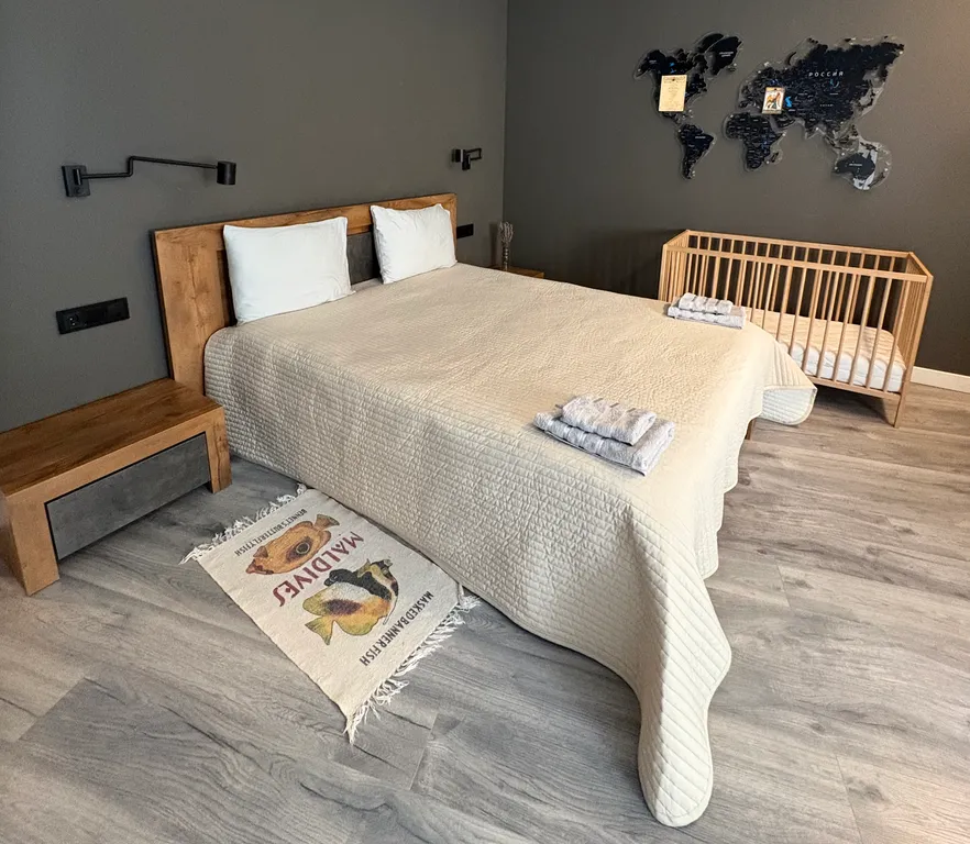 Квартира Уютная трёхкомнатная квартира с видом на Неву — Санкт-Петербург