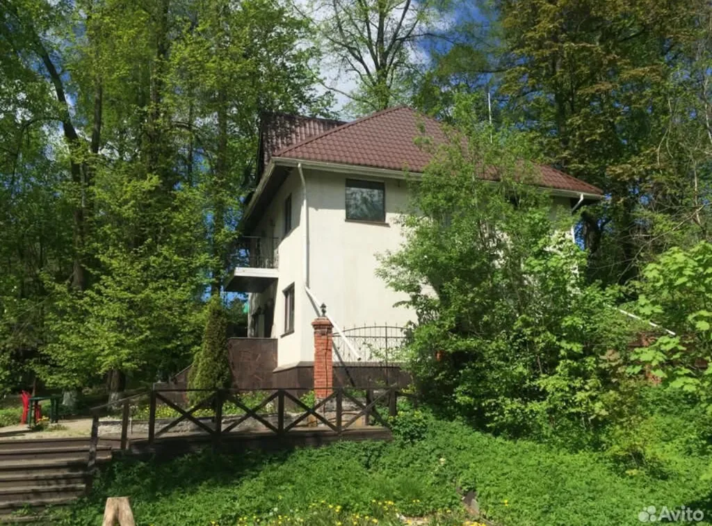 Вилла в парке XVIII века