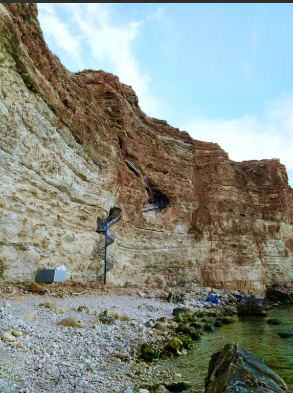 Квартира Для романтической пары или семьи квартира с видом на горы и море — Севастополь