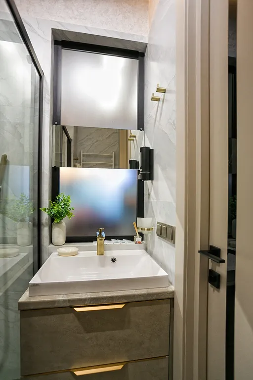 Дизайнерская студия с террасой с видом на море и свой пляж