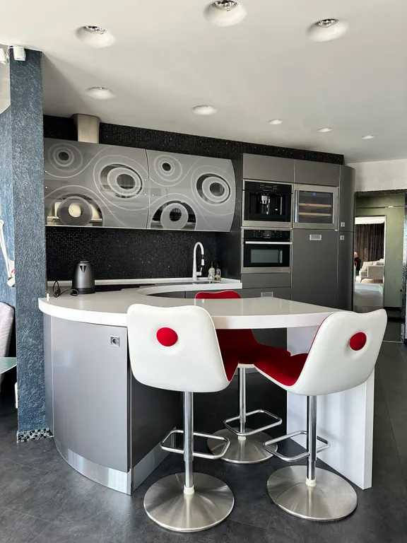 Люкс с видом на Ангару