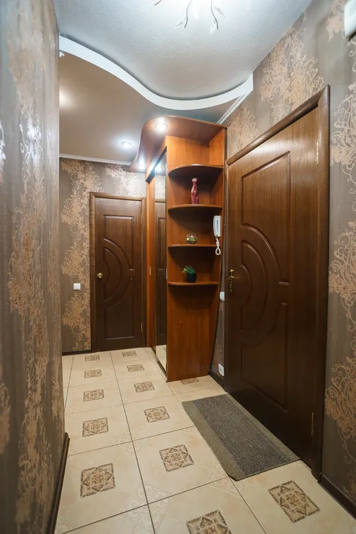 Двухкомнатная квартира в Пролетарском районе