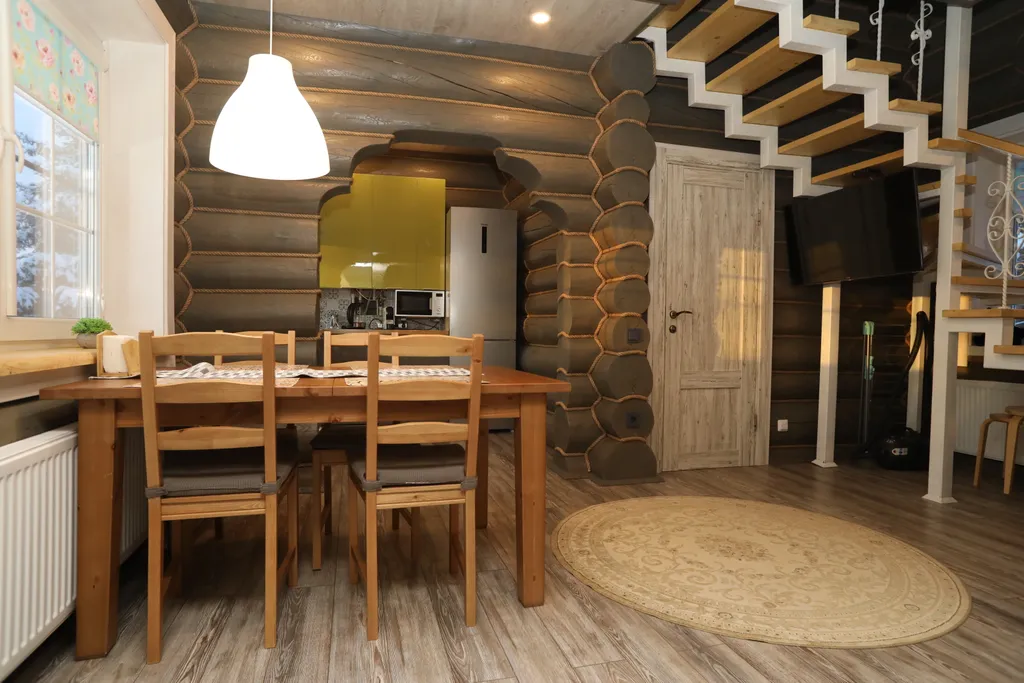 Бревенчатый коттедж