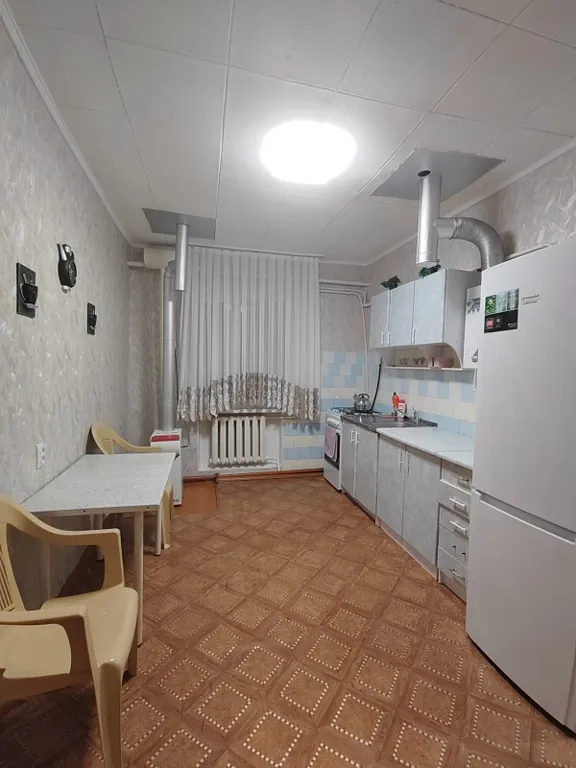 Половина дома с заездом