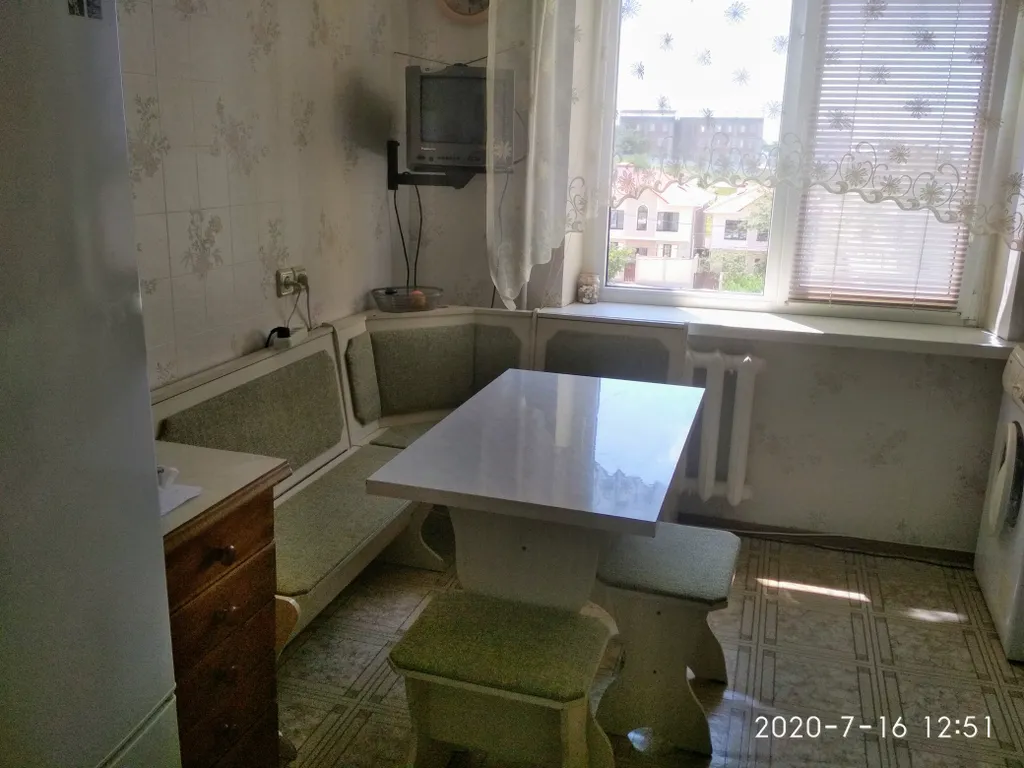 Комната с видом на море