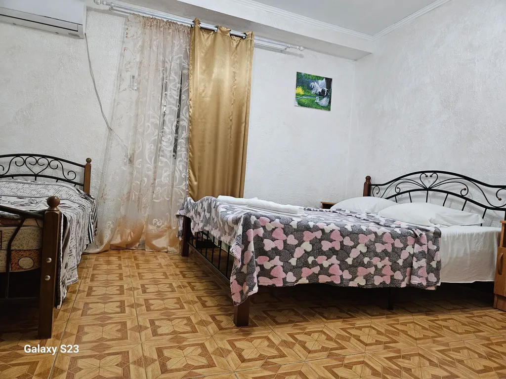 Квартира Квартира Гостевой дом в тихом уютном месте, рядом с морем — Сухум
