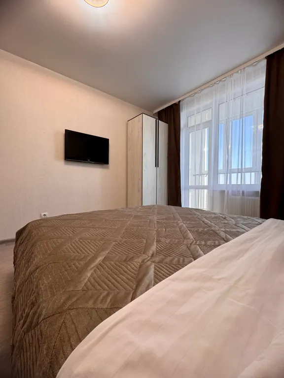 Просторная , уютная, с шикарным видом на Китай и ночной город