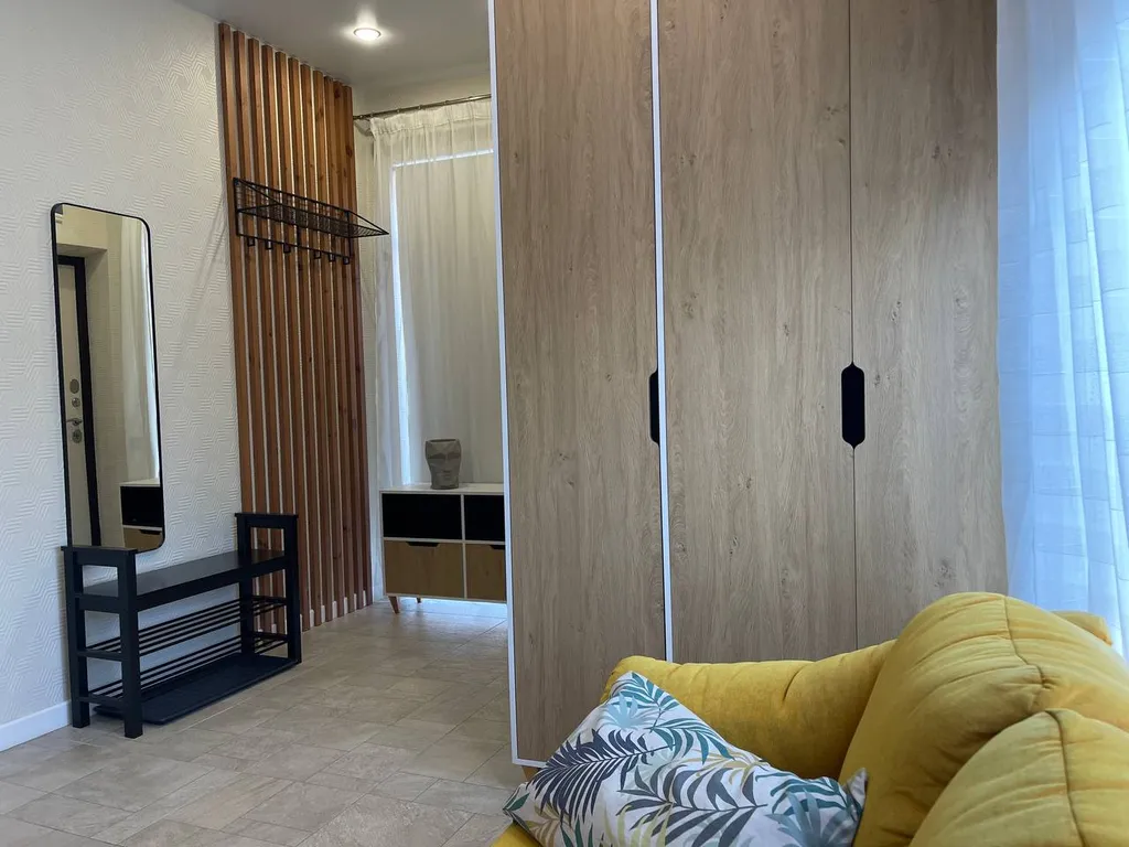 Стильная студия у моря со своим отдельным входом и автостоянкой