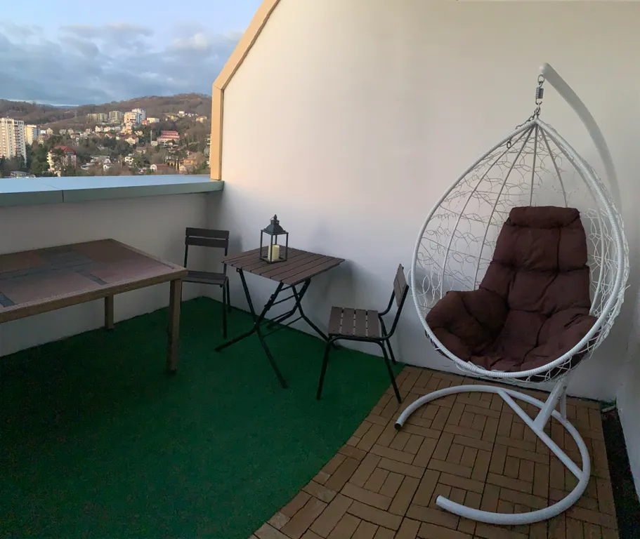 Квартира Квартира Просторная студия у моря на 2-5 гостей, терраса с панорамным видом — Адлер