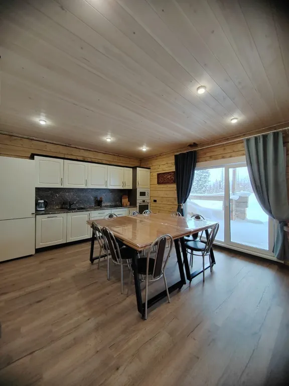 Уютный дом, в 5 минутах от горы Зелёная