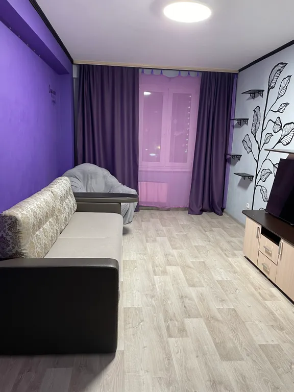 Квартира в центре — аренда посуточно в Нижневартовск