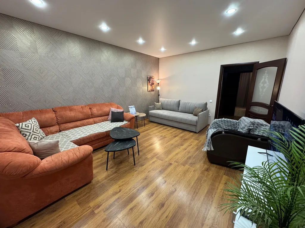 Крупногабаритная уютная 2 -х комнатная квартира