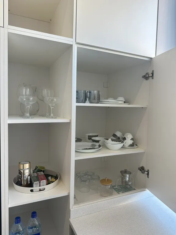 Minor-River apartment