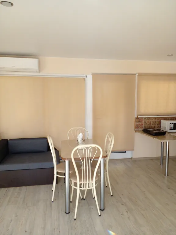 Дом на склоне