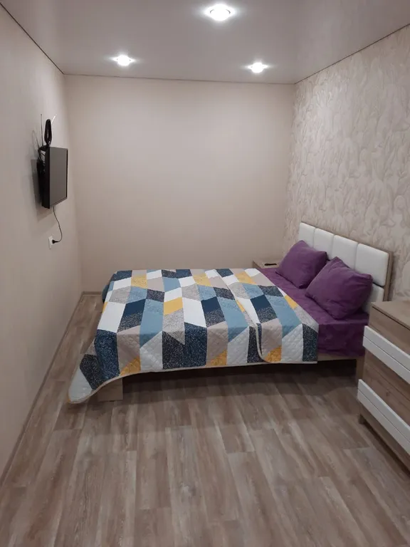 Двухкомнатная квартира с отличным ремонтом рядом с гостиницей Норильск