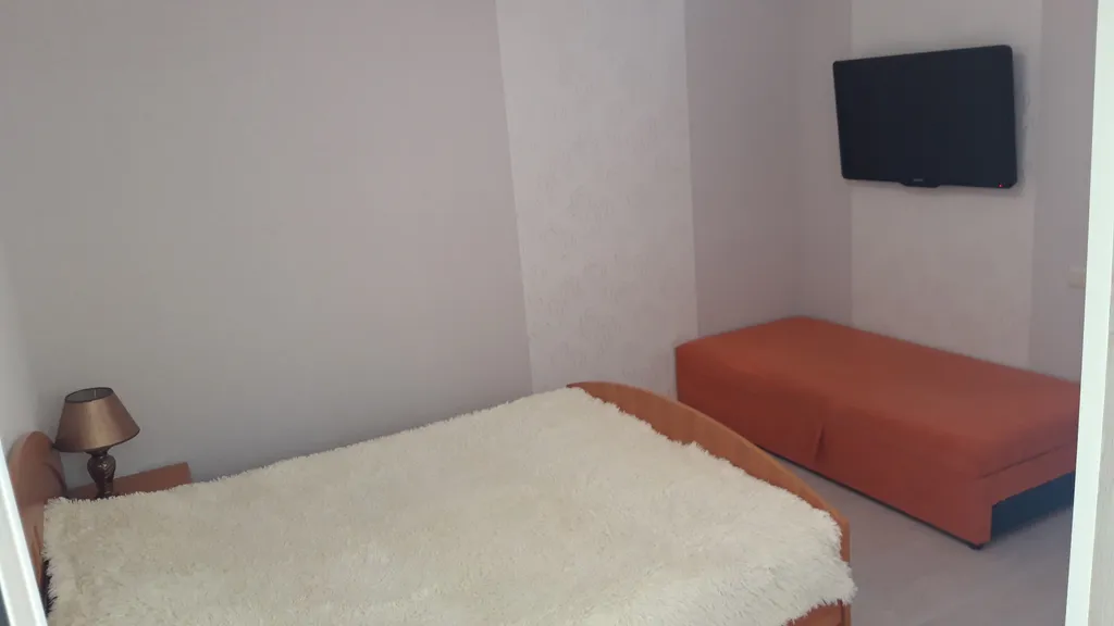 Коттедж Уютный дом с мангальной зоной, беседкой, баней на дровах — аренда посуточно в Евпатория