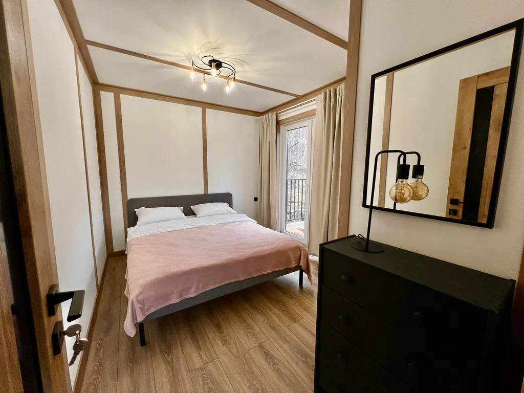 4-комнатный Дом