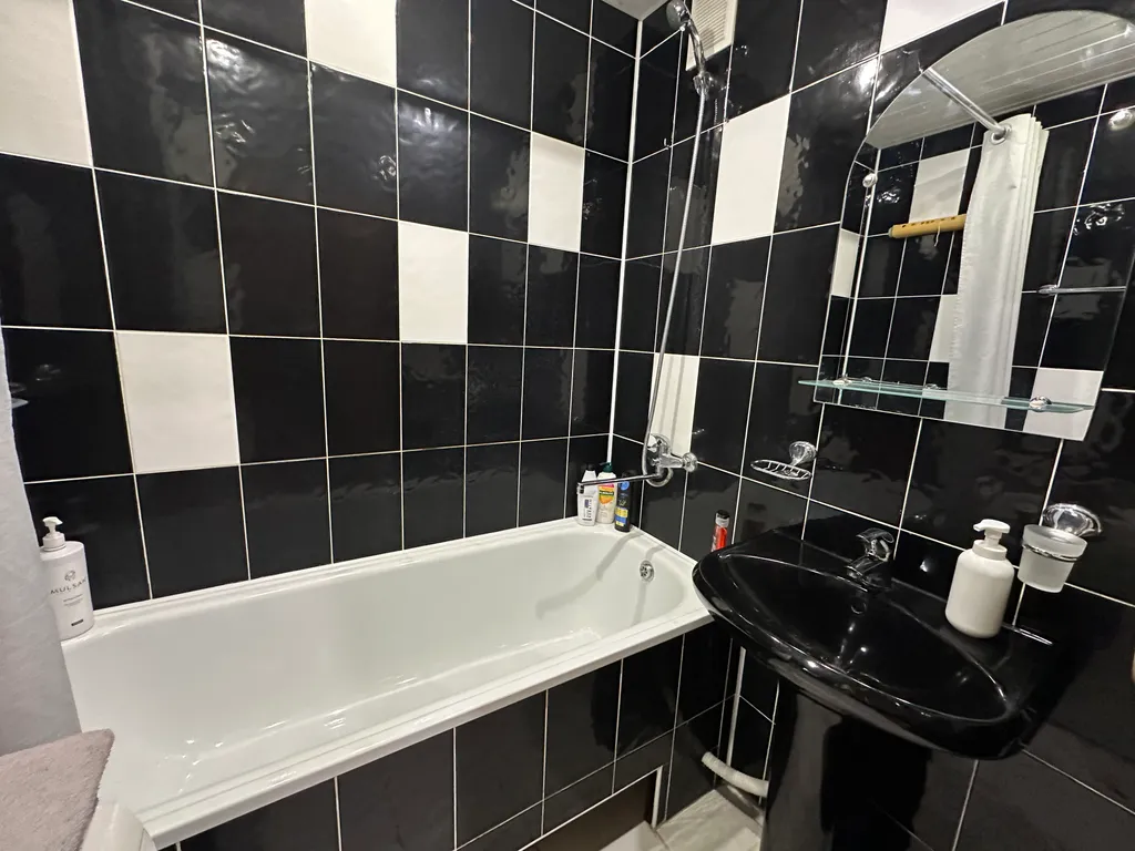 Двухкомнатная квартира с шикарным видом на набережную