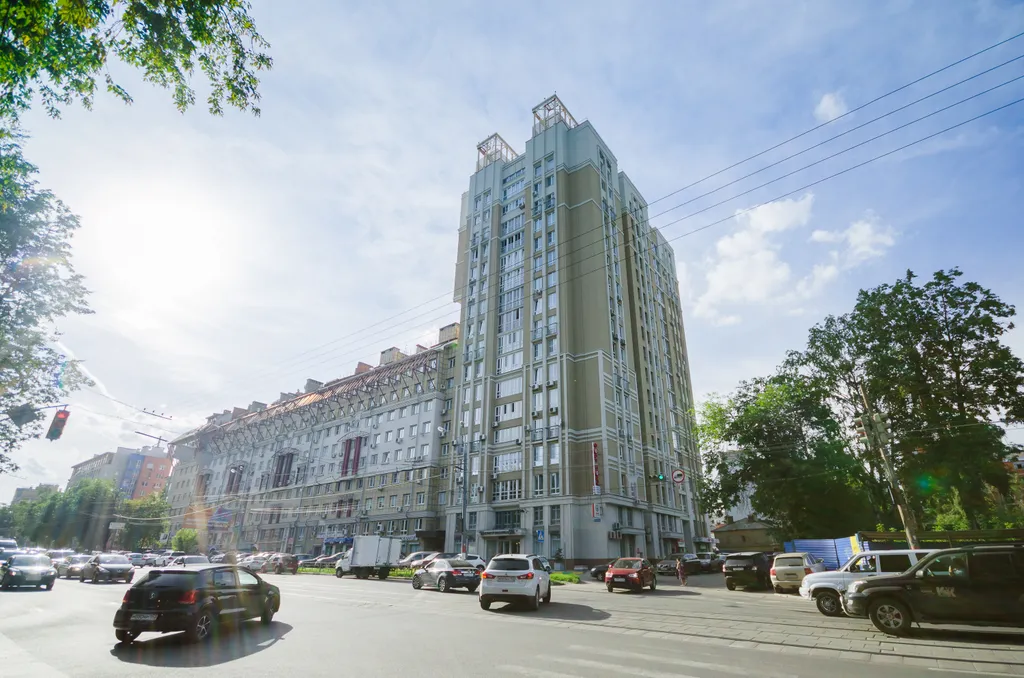 Квартира Комфортная квартира в новом доме с балконом и джакузи в центре города — Нижний Новгород