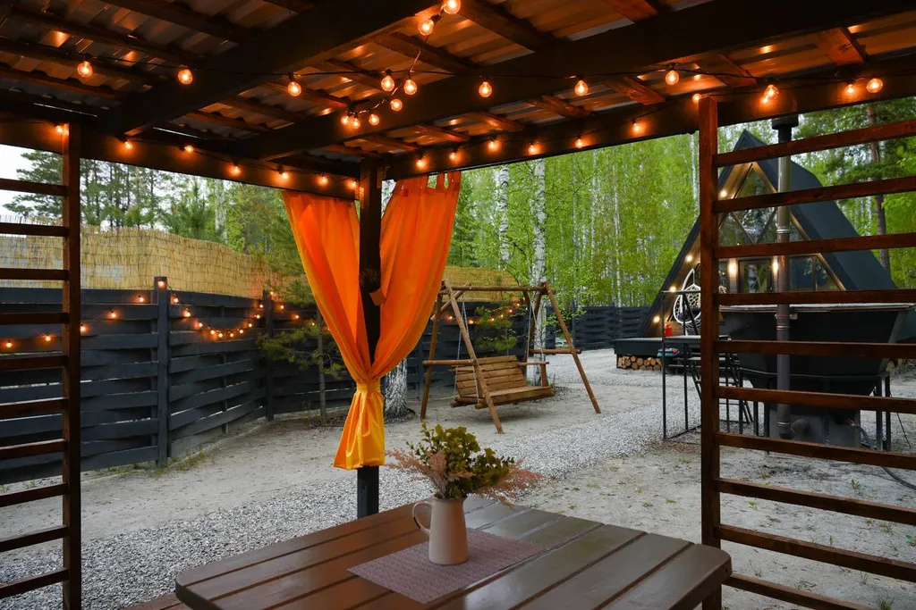 Жёлтый домик на 4 человека