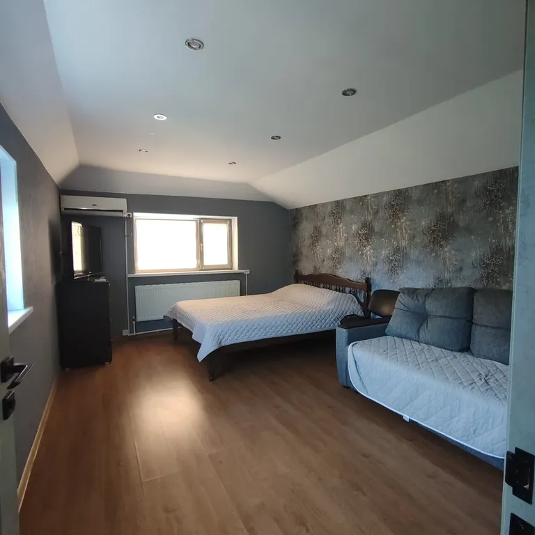 Дом возле термалок