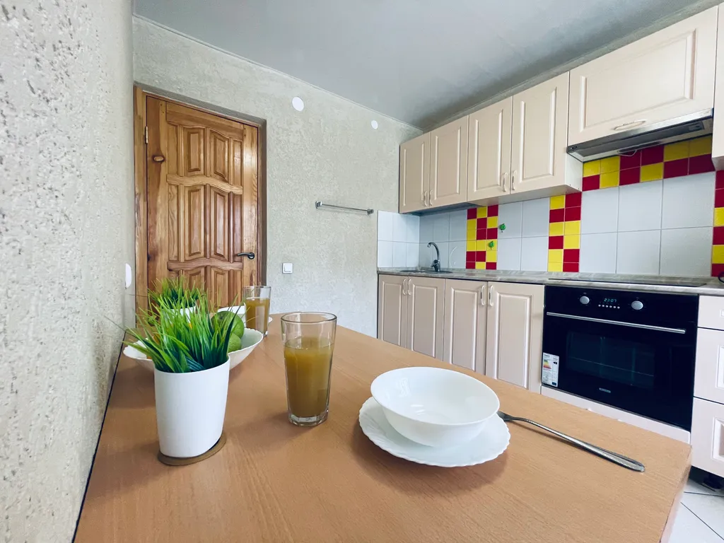 Уютная квартира рядом с ижевским зоопарком, ИЖГТУ и ИЖГСХА от Город 18