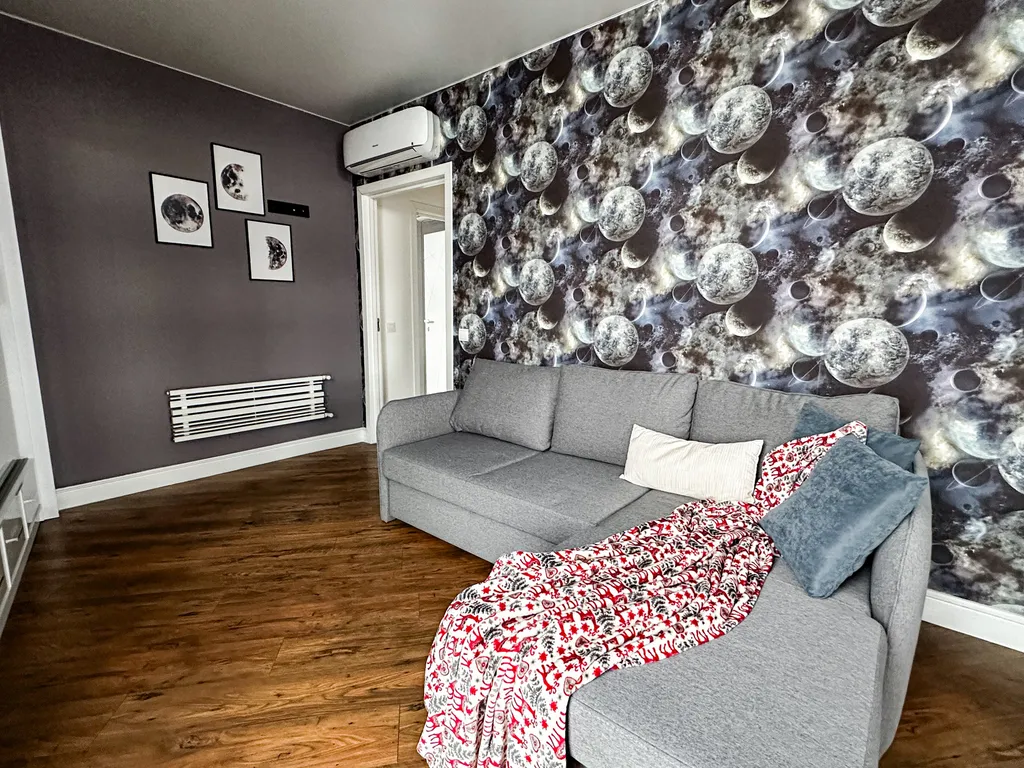 Geometry - просторная квартира с панорамным видом на реку в центре