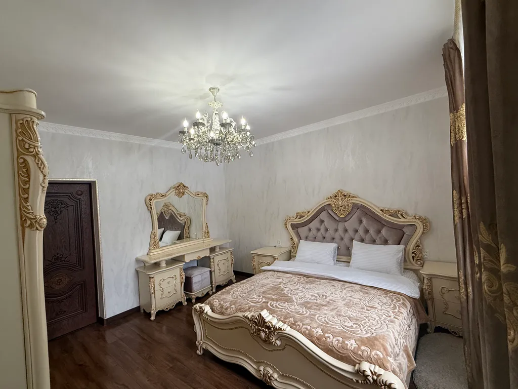 Коттедж Дом в центре Теберды — аренда посуточно в Теберда