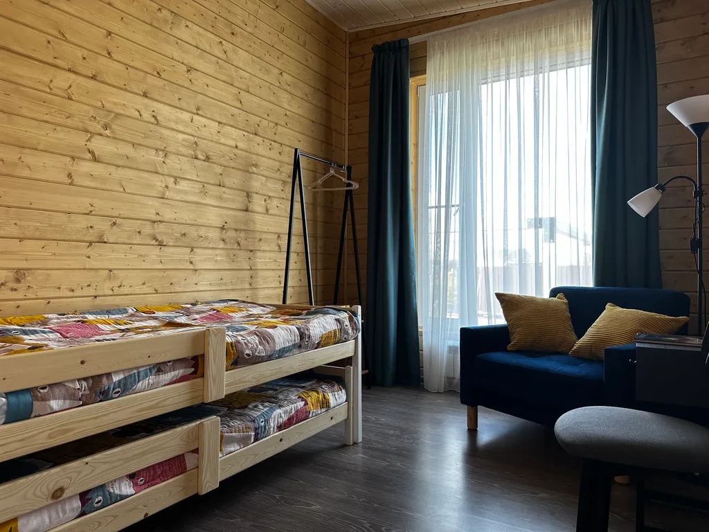 Дом с красивой костровой зоной