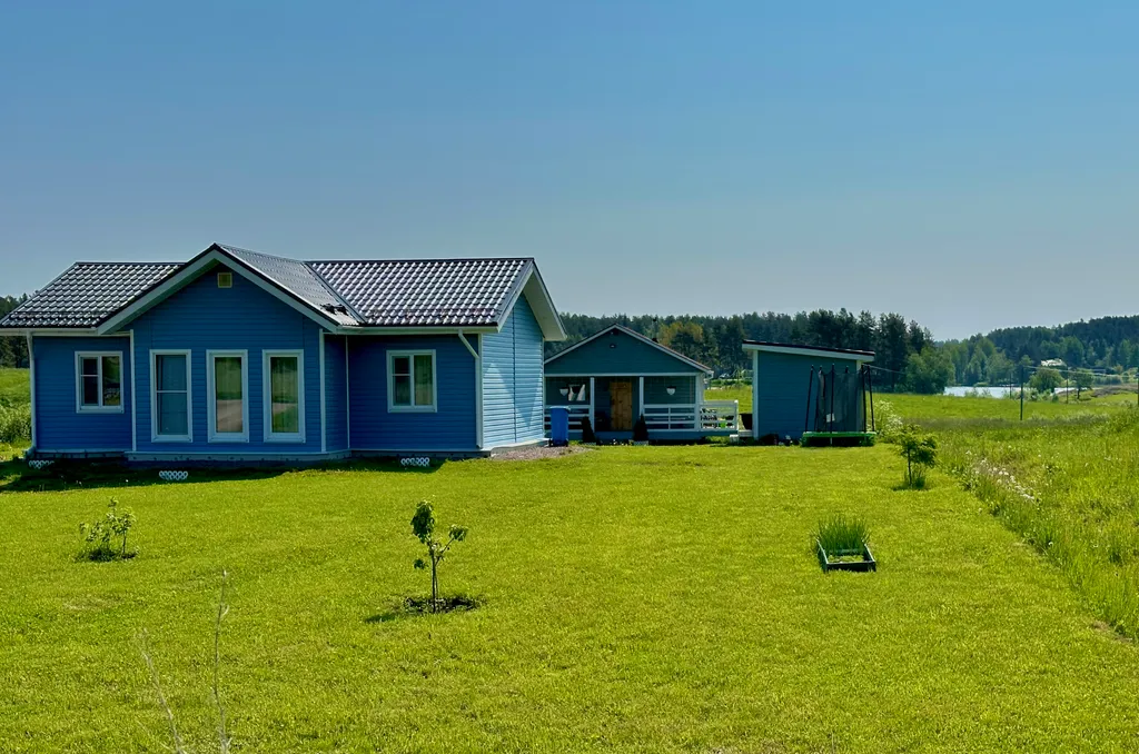 Дом с баней и банным чаном