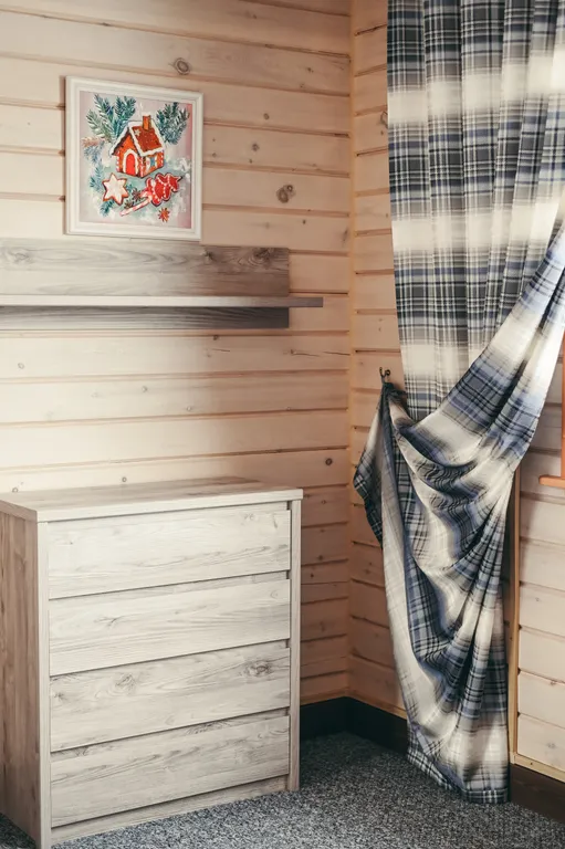 Частный дом рядом с горой