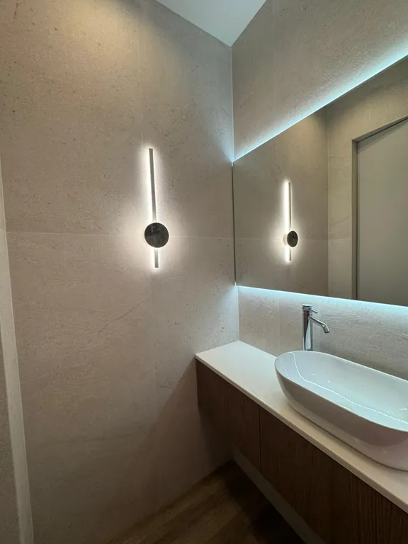 Респектабельный люкс с дизайнерским ремонтом и видом на Москва-сити