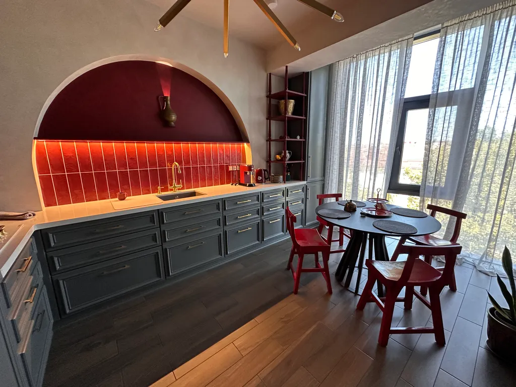 Уютная квартира с дизайнерским ремонтом в самом центре города