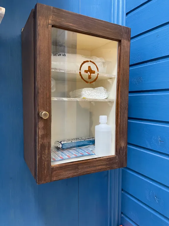 Двухкомнатная квартира с собственной террасой в неосоветском стиле