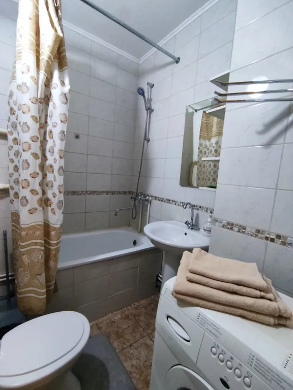 Уютная студия около соснового леса и мед городка