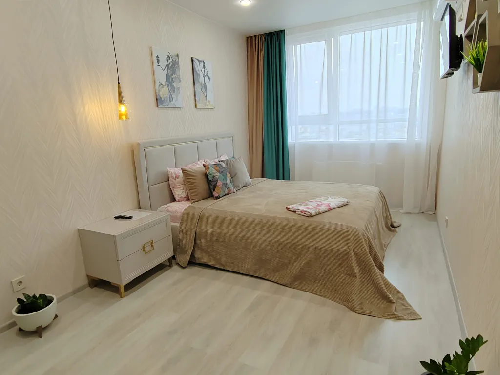 Панорамная квартира на верхнем этаже с видом на город — аренда посуточно в Белгород