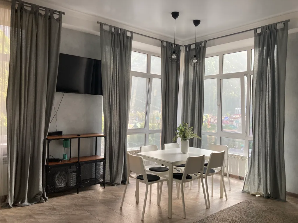 Просторная чистая квартира с видом на горы Домбая в 2 минутах от канатки