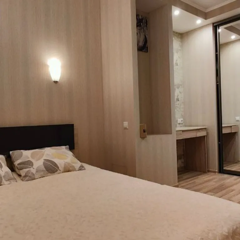 Уютная квартира в прекрасном месте — аренда посуточно в Красногорск