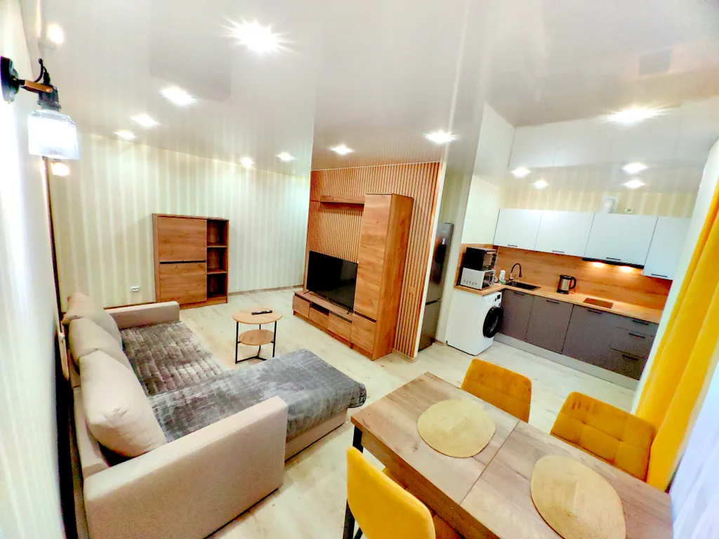 Квартира в центре города, Полярные зори — аренда посуточно в Мурманск