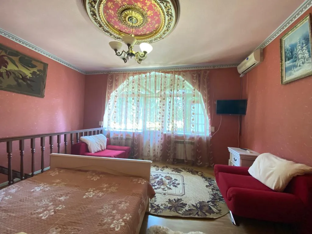 Квартира на набережной